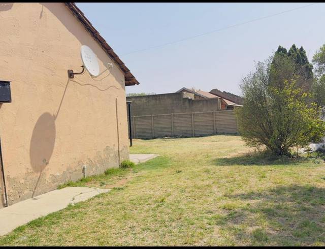 2 BEDROOM HOUSE FOR SALE IN WINDMILL PARK